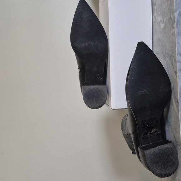 Everlane Black Ankle Boots - Picture 5 of 11